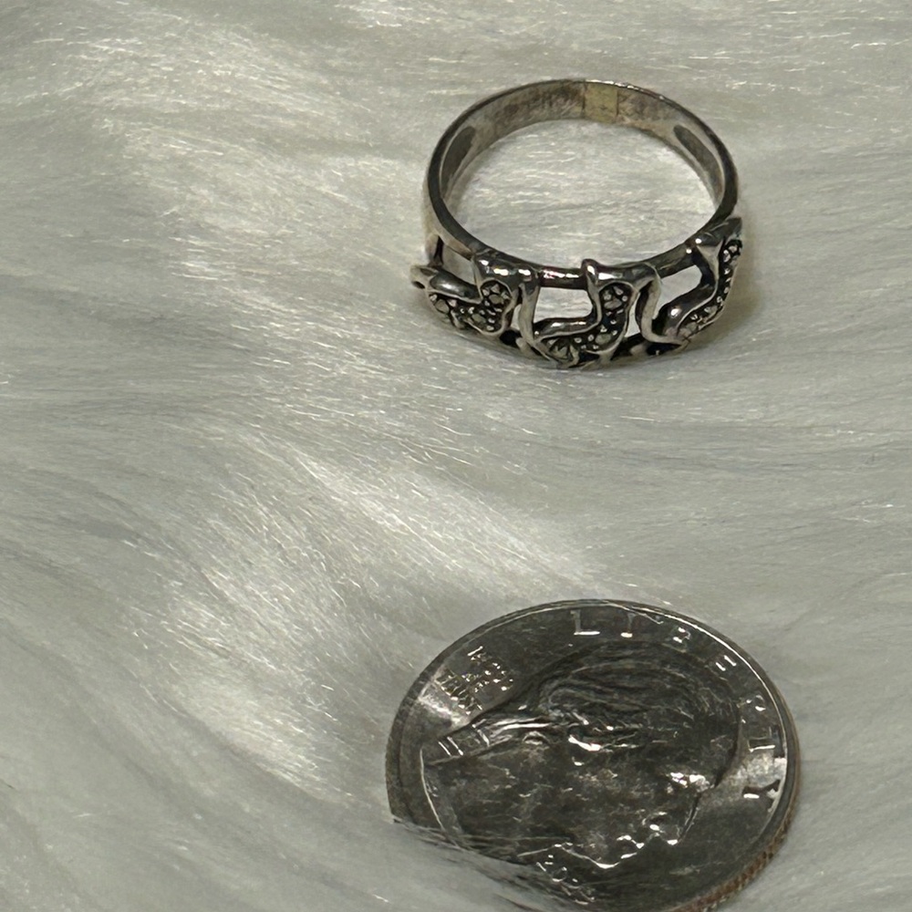 Silver Animal Design Ring - Picture 7 of 7